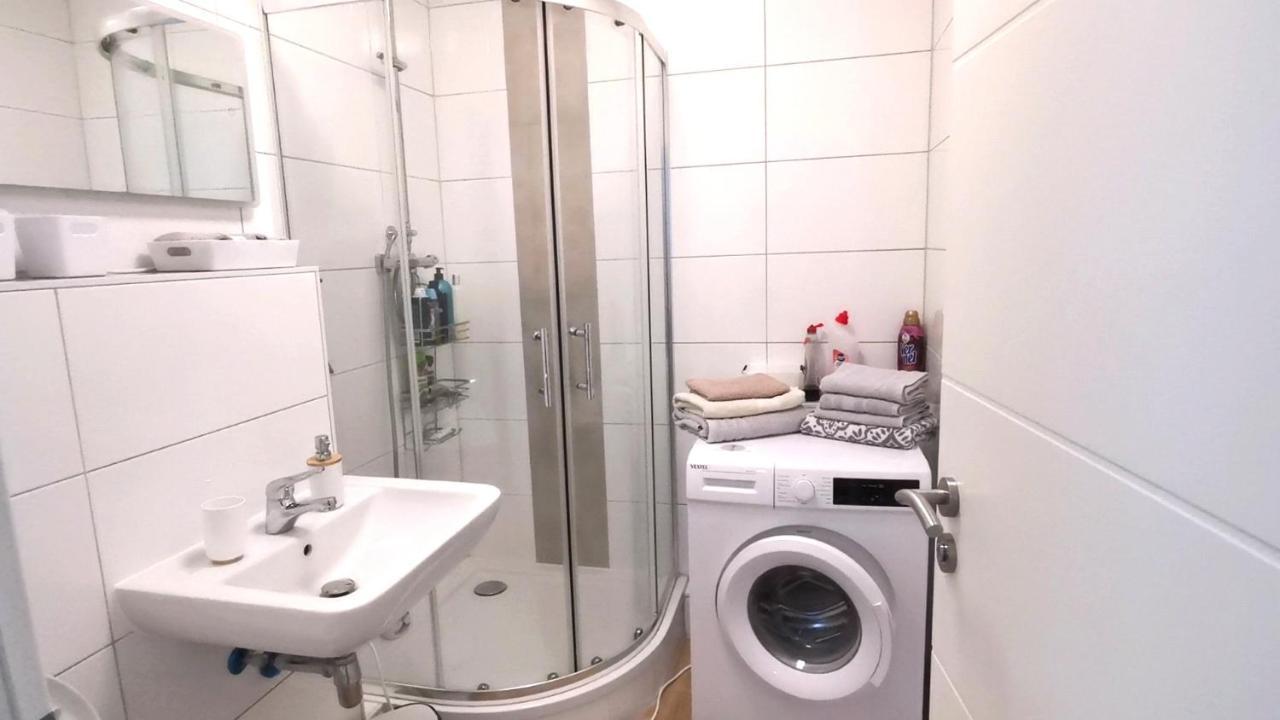 3-Zimmer, Bis 6 Personen Mit Parkplatz Apartment Muelheim an der Ruhr Exterior photo